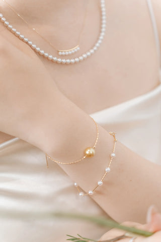 Akoya 4.5–5mm Floating Pearl 18K Gold Bracelet