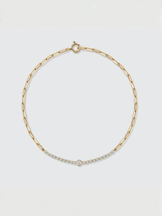 Oval Link Bracelet with Bezel Diamond and Pavé Details | 18K Yellow Gold
